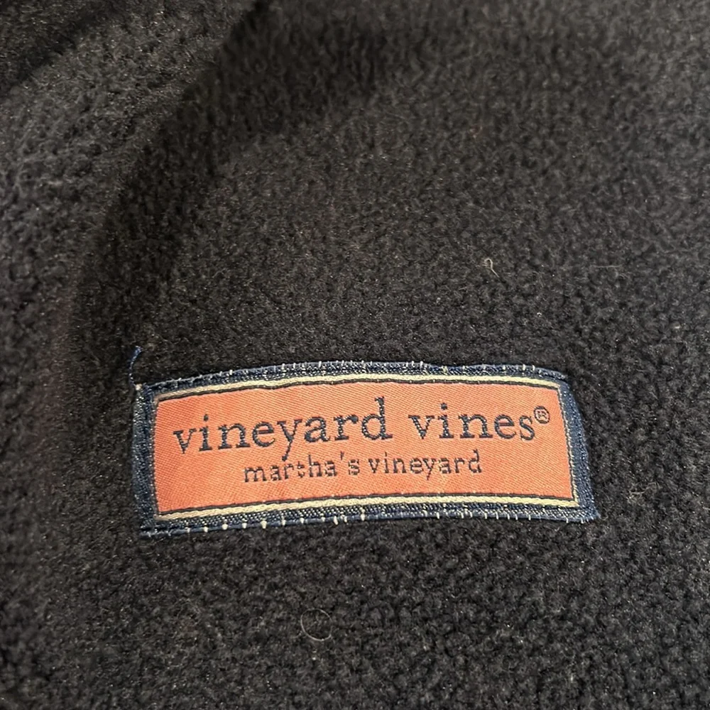Vineyard Vines Men’s Large fleece vest - Picture 3 of 4